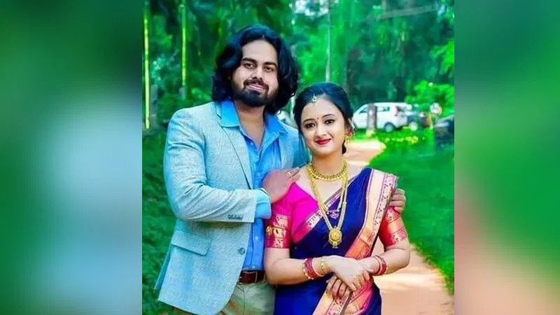 ಪುತ್ತೂರು: ಮಧುರ ಕಂಠದಿಂದ ಜನಮನ ಗೆದ್ದಿದ್ದ ಅಖಿಲಾ ಪಜಿಮಣ್ಣು ದಾಂಪತ್ಯದಲ್ಲಿ ಬಿರುಕು